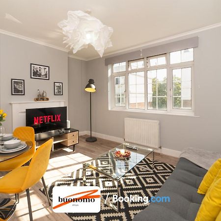 Two Bedroom Apartment By Buonomo Stays Short Lets & Serviced Accommodation With Balcony Лондон Экстерьер фото