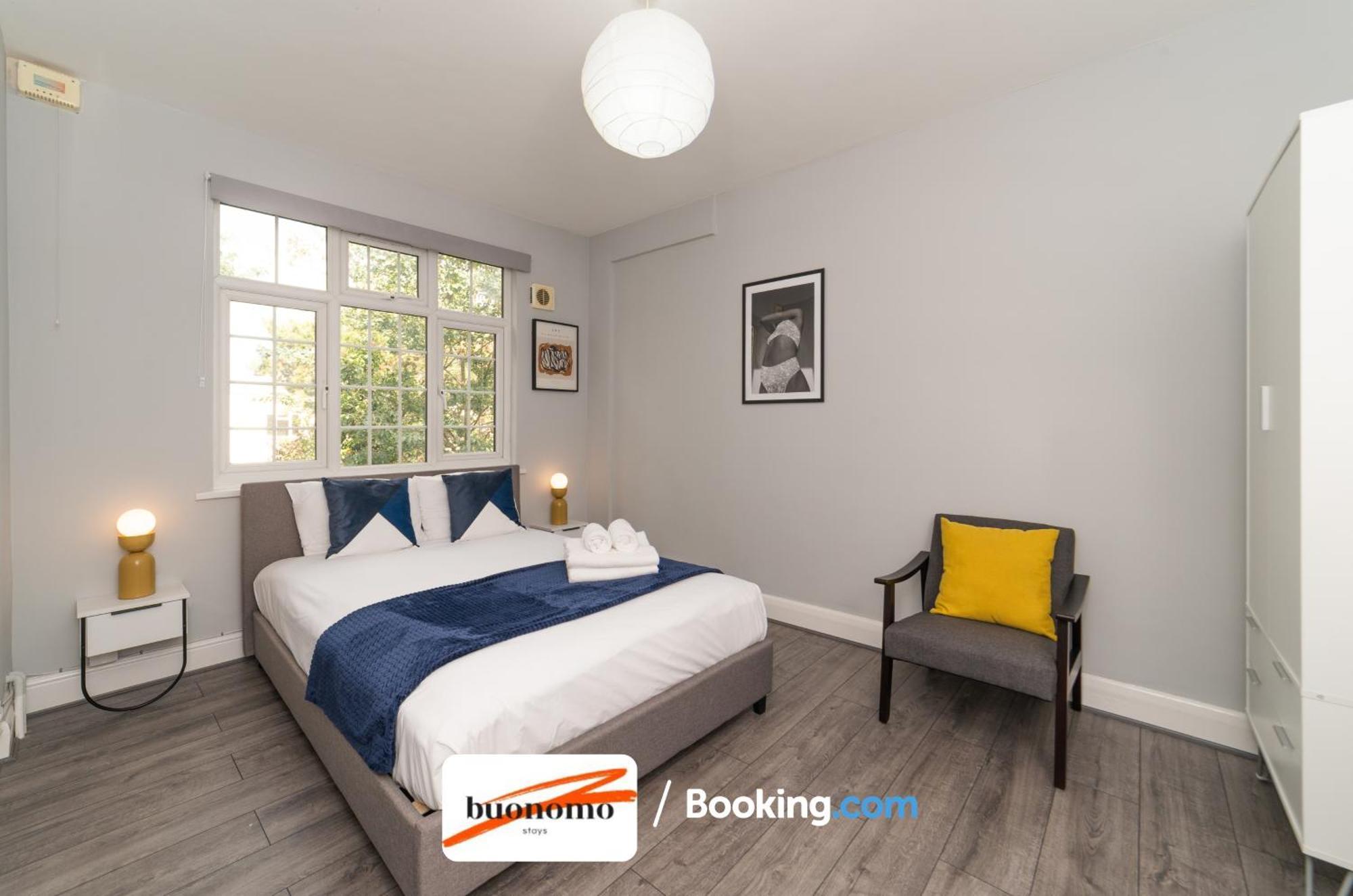 Two Bedroom Apartment By Buonomo Stays Short Lets & Serviced Accommodation With Balcony Лондон Экстерьер фото