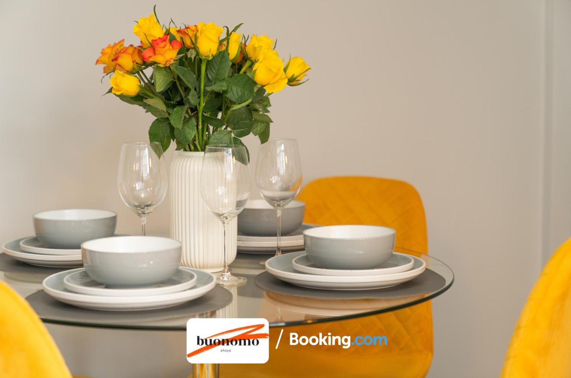Two Bedroom Apartment By Buonomo Stays Short Lets & Serviced Accommodation With Balcony Лондон Экстерьер фото